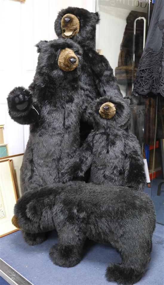 Orvis standing bears marked DITZ on ear tallest approx. 140cm